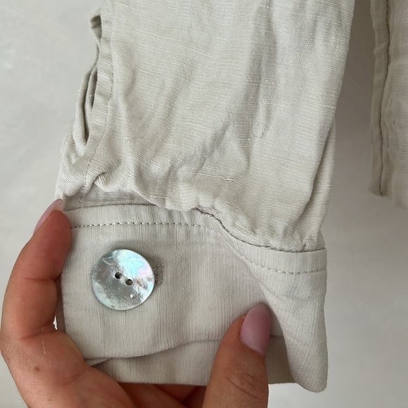 Le fou Wilfred Linen jacket aritzia size XS cream white mother of pearl button - Picture 5 of 8